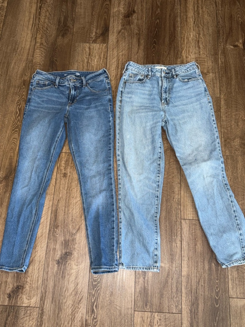 Women's Pacsun & Old Navy Jeans - Size 26/4